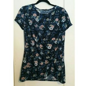 Blue floral knot top tee